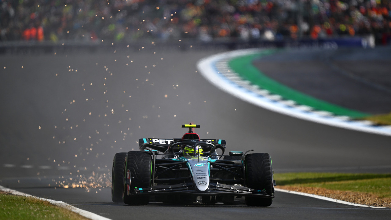 Hamilton também lidera 2º treino livre do GP de Las Vegas e se surpreende: 'Bom desempenho'